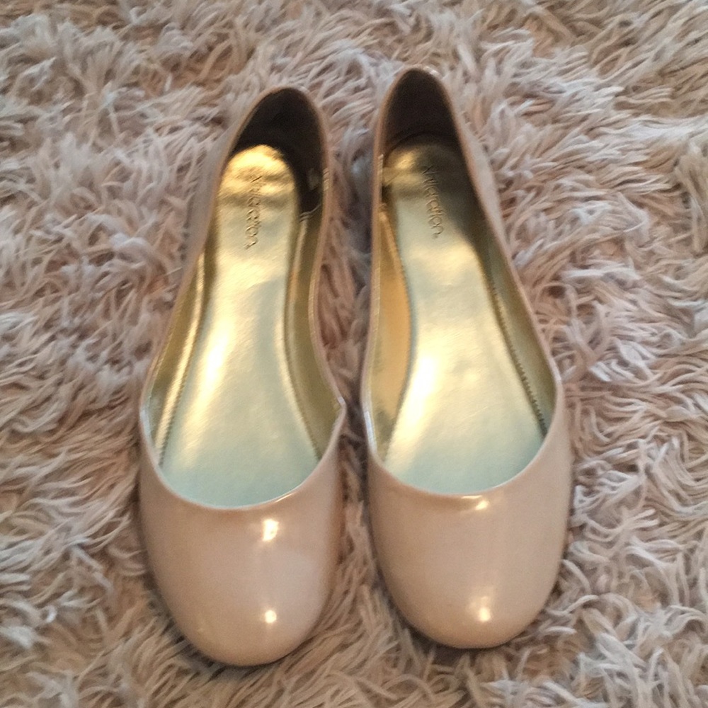 Pink flats